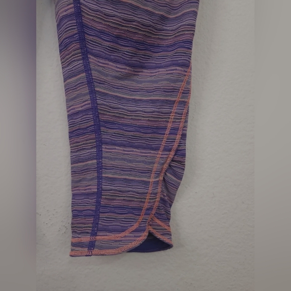 Lululemon Run: Top Speed Crop | Space Dye Twist Iris Flower Pink Shell  size 6 - Picture 4 of 7